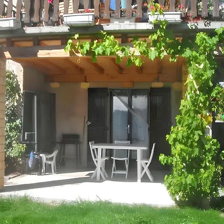 à Avec Piscine Partagée Et Vue * Selonnet