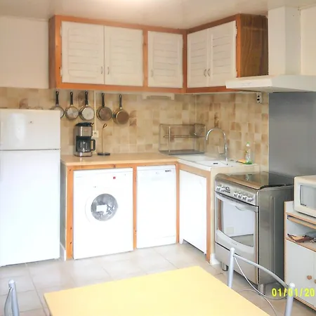A Avec Piscine Partagee Et Vue Apartament Selonnet