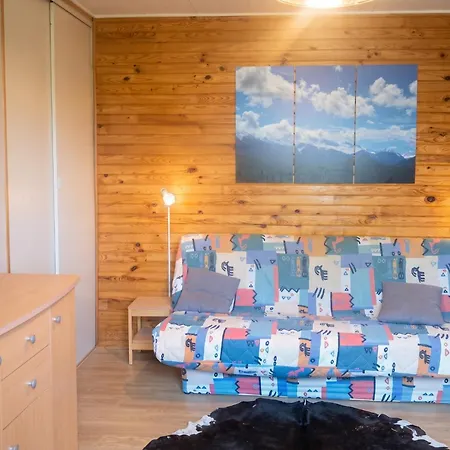 A Avec Piscine Partagee Et Vue * Selonnet
