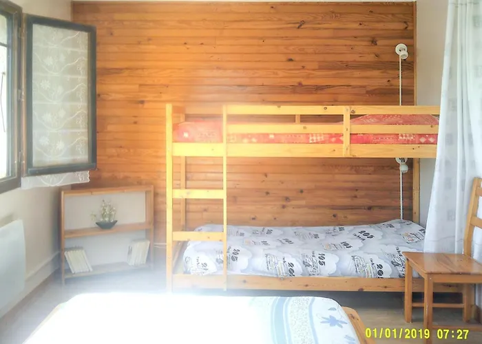 A Avec Piscine Partagee Et Vue * Selonnet