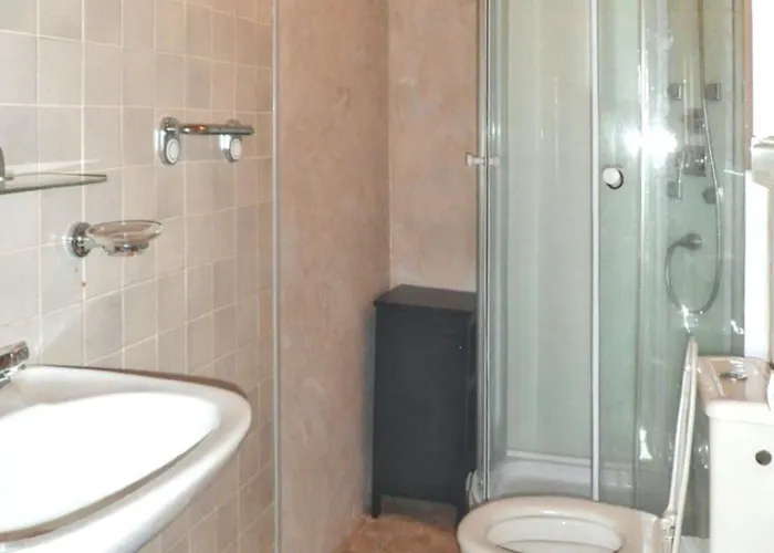 A Avec Piscine Partagee Et Vue Apartment *